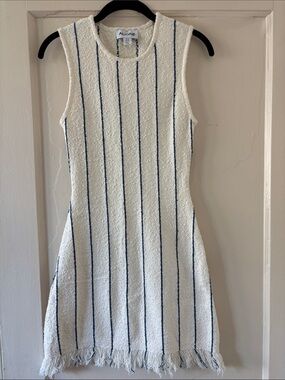 Aligne dress size 2